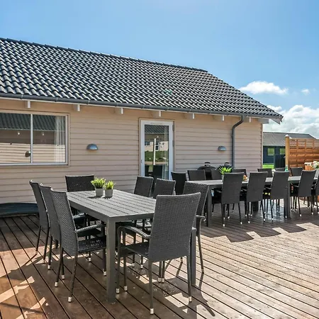 Holiday home 8 Bedroom Stunning In *