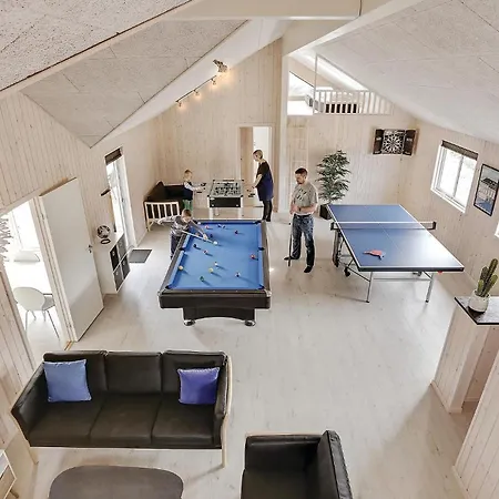 8 Bedroom Stunning In * Vejby